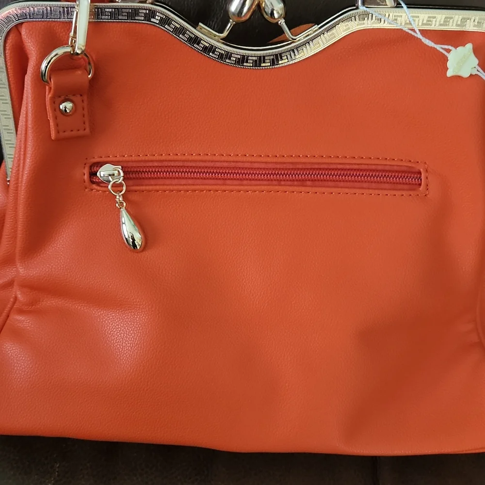 NWT Petal Flower 👛 Purse - Picture 7 of 7